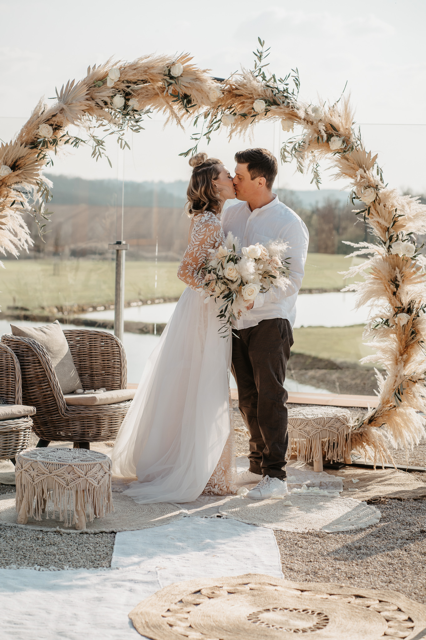 D coration de mariage avec des herbes de pampa